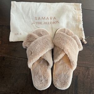 Samara for the Jilly Box Fuzzy Slippers/Jillian Harris